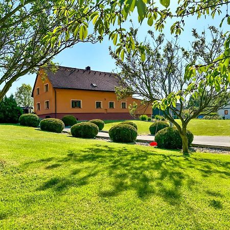 Apartman Vesele Decin Exteriör bild
